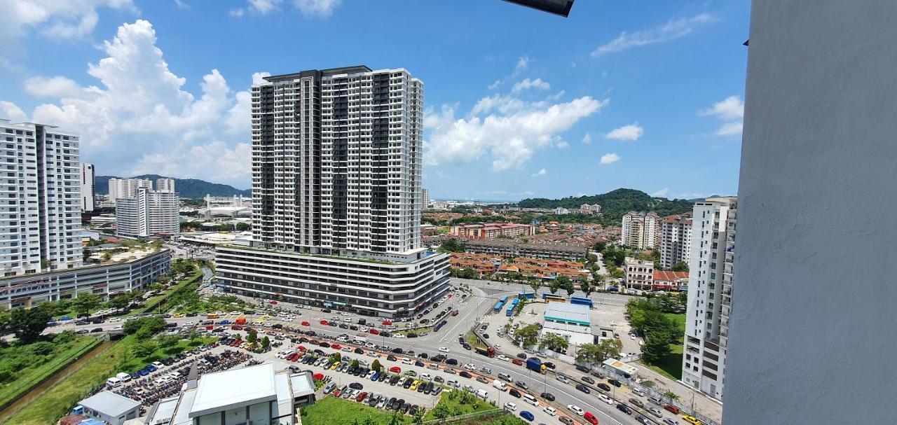 Leezahomestay Bayan Lepas Exteriör bild