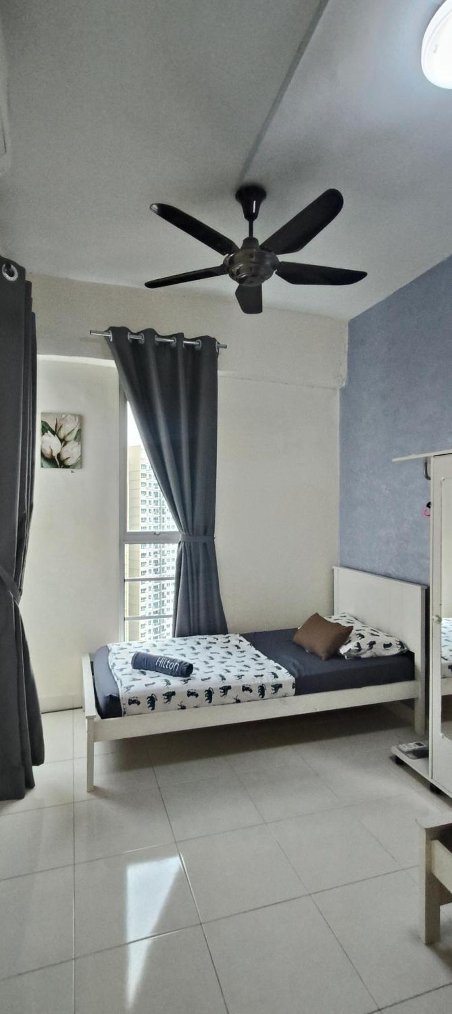 Leezahomestay Bayan Lepas Exteriör bild