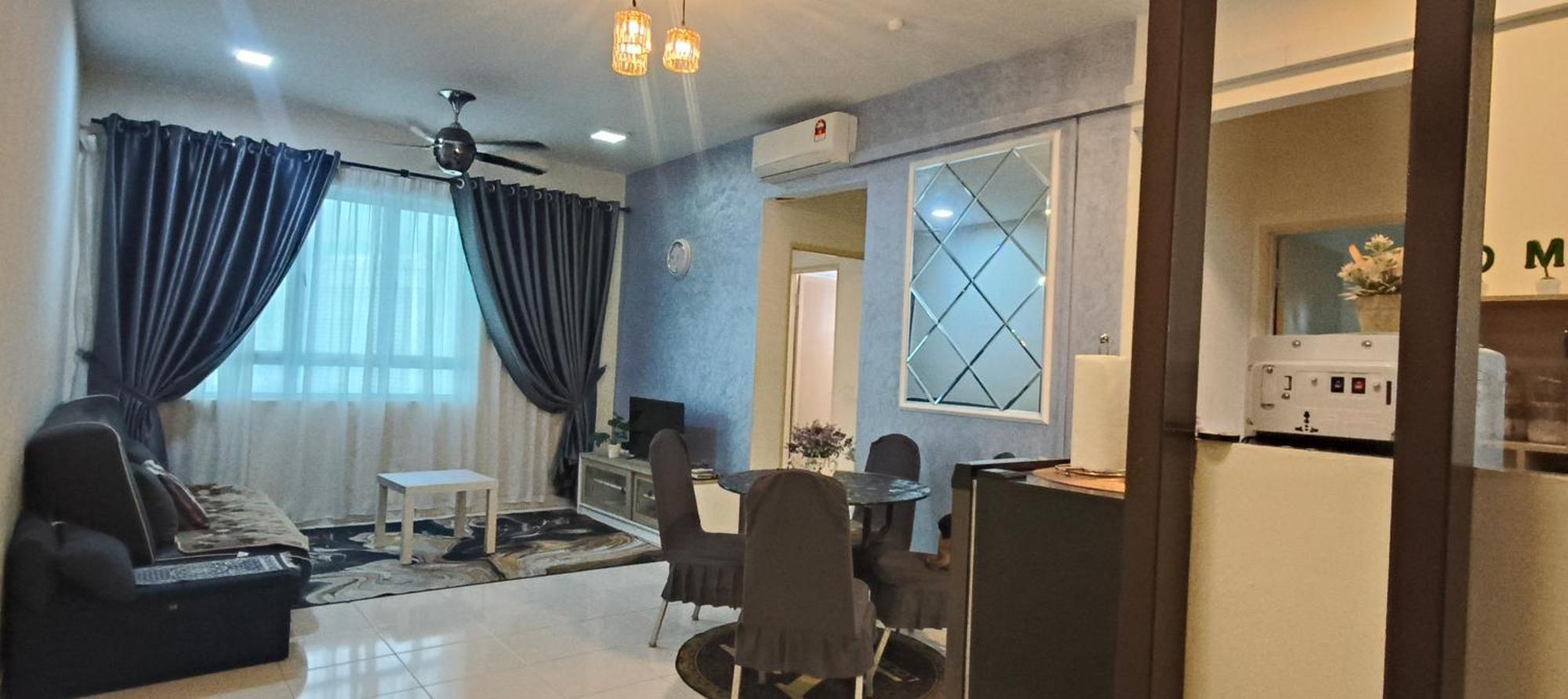 Leezahomestay Bayan Lepas Exteriör bild